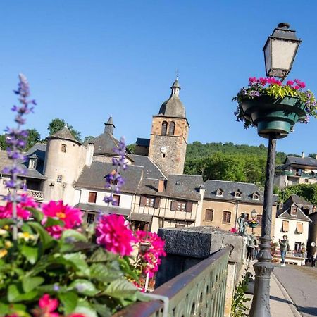 Saint Geniez D'Olt Jolie T2 Amenagee Et Equipee Village Goelia 2 Piscines Chauffees 外观 照片