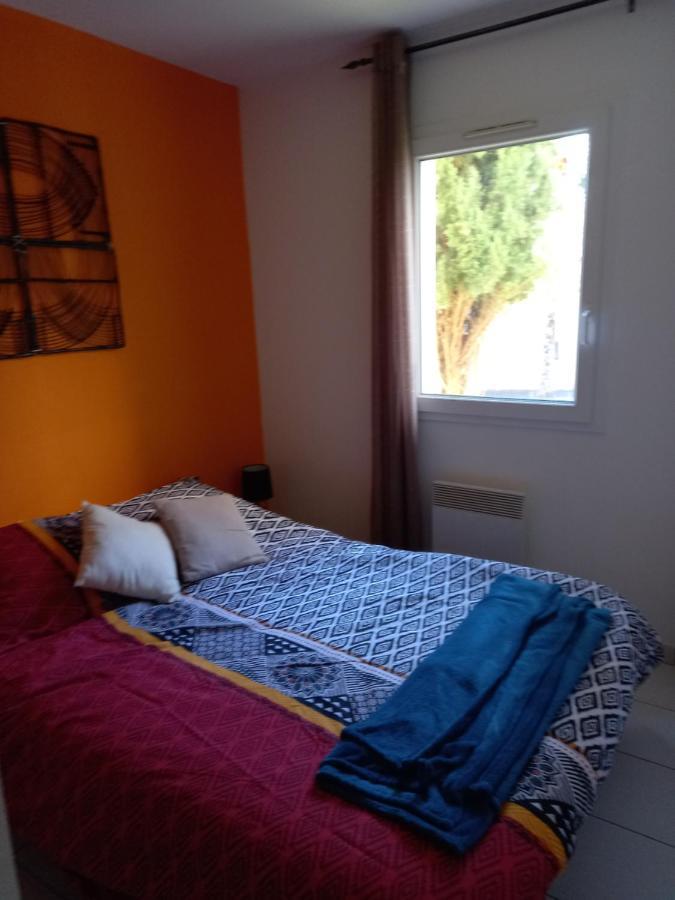 Saint Geniez D'Olt Jolie T2 Amenagee Et Equipee Village Goelia 2 Piscines Chauffees 外观 照片
